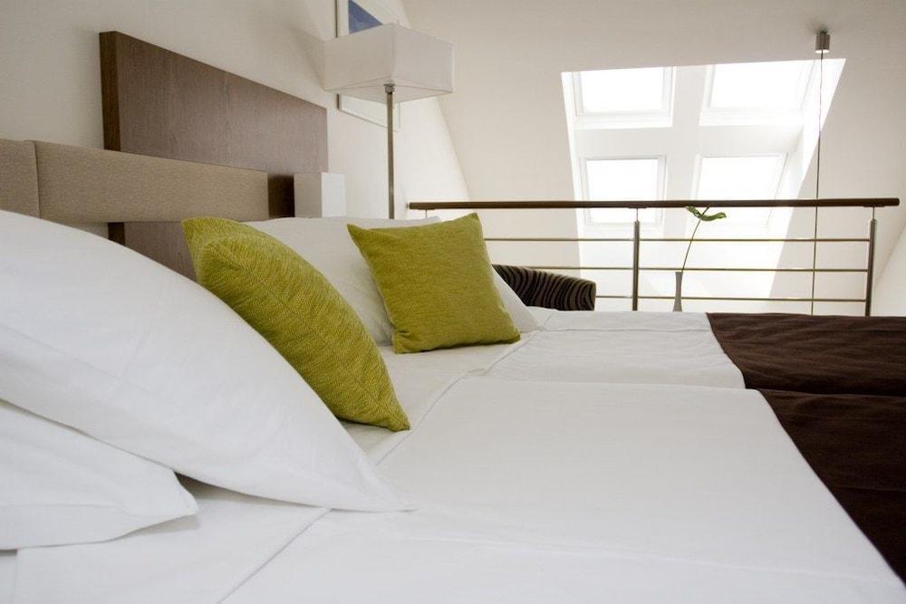 Hotel Park Makarska Ngoại thất bức ảnh